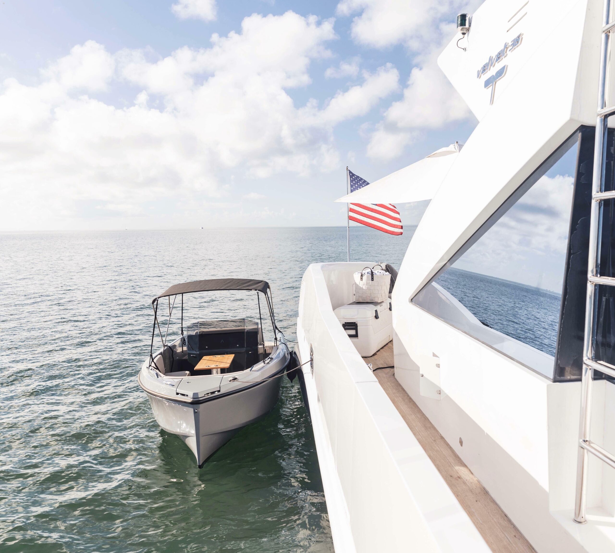 yachts-95010-363997_19.jpg