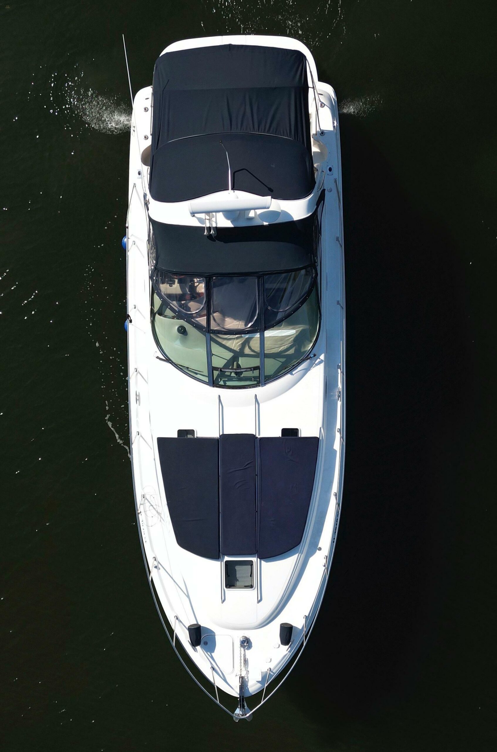 yachts-95078-364177_6.jpg