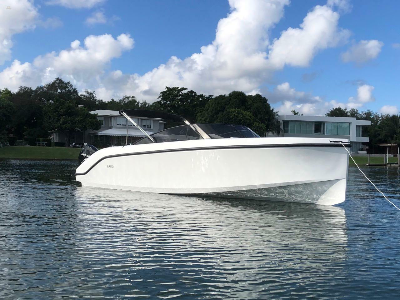 yachts-95079-364188_17.jpg