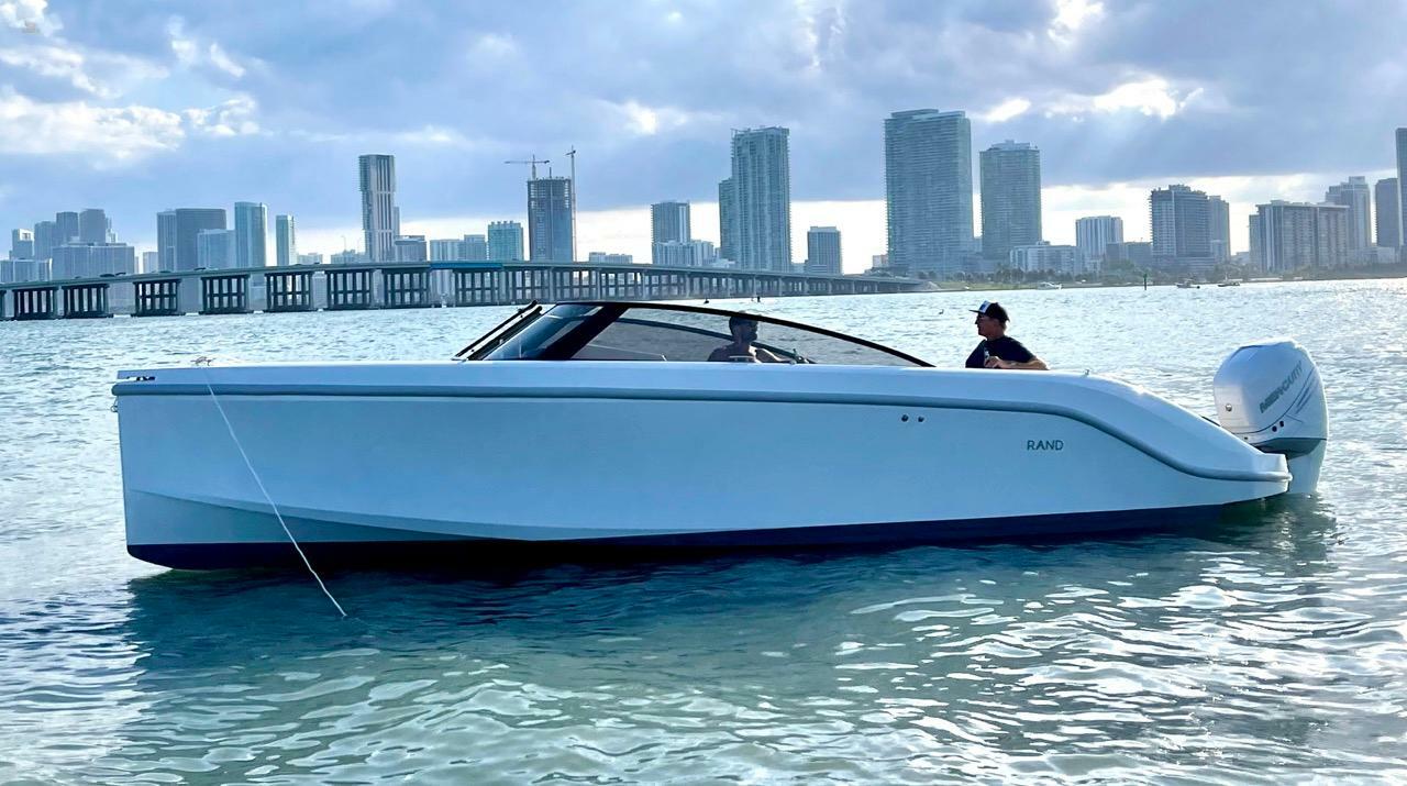 yachts-95079-364188_6.jpg