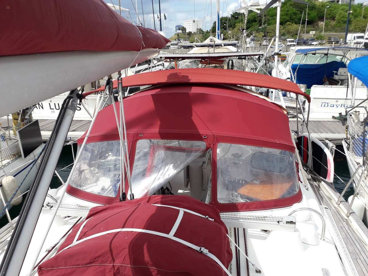 yachts-95299-365588_5.jpg