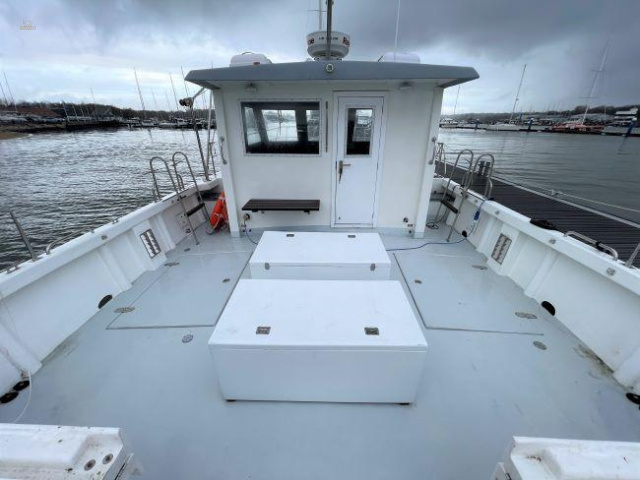 yachts-95327-365672_8.jpg