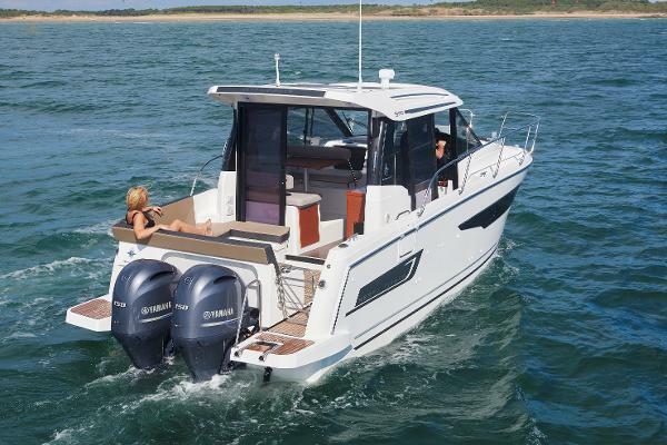 yachts-95395-365919_9.jpg