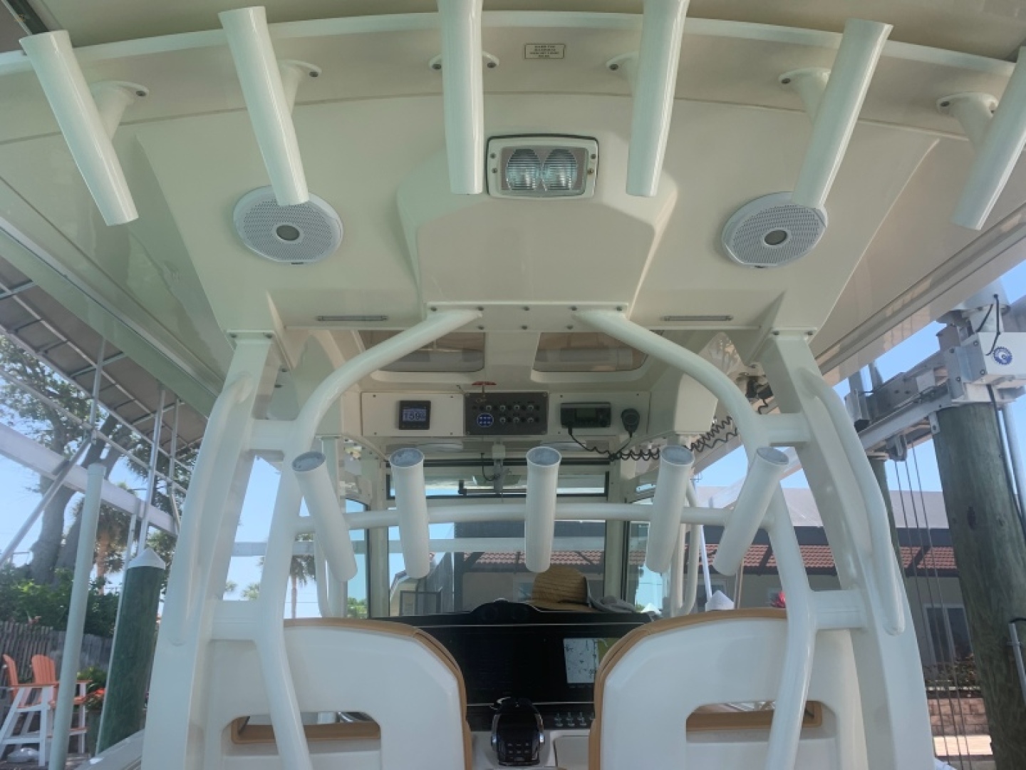 yachts-95542-366443_21.jpg