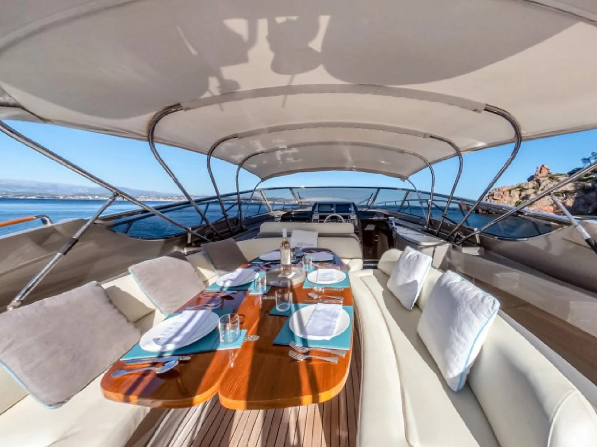 Riva-Virtus-63-motor-yacht-for-sale-exterior-image-Lengers-Yachts-11.jpg