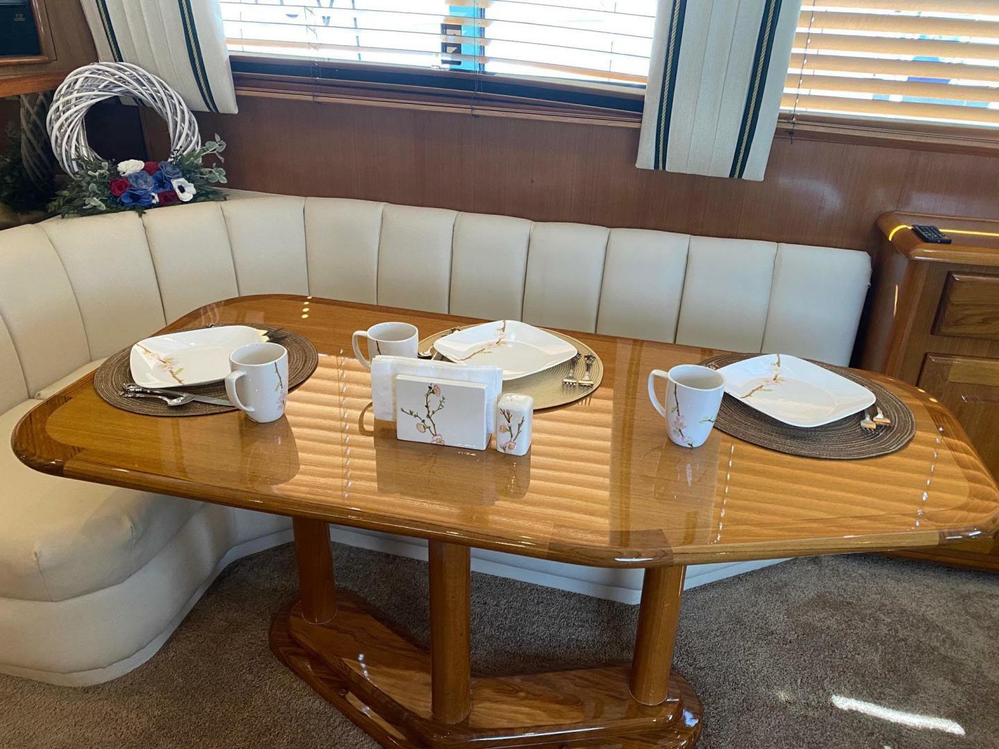 yachts-95598-366660_11.jpg
