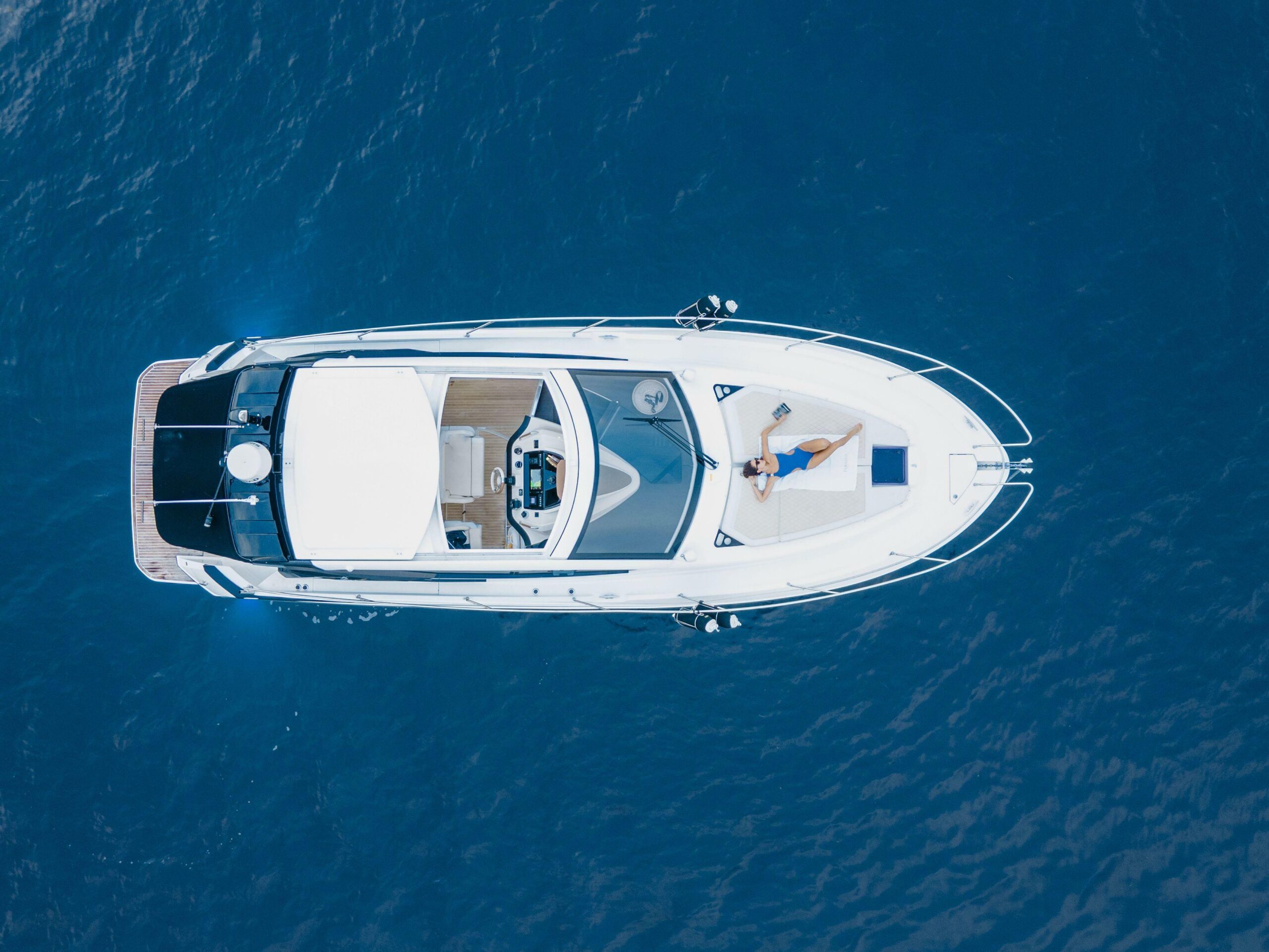 yachts-95624-366783_12.jpg
