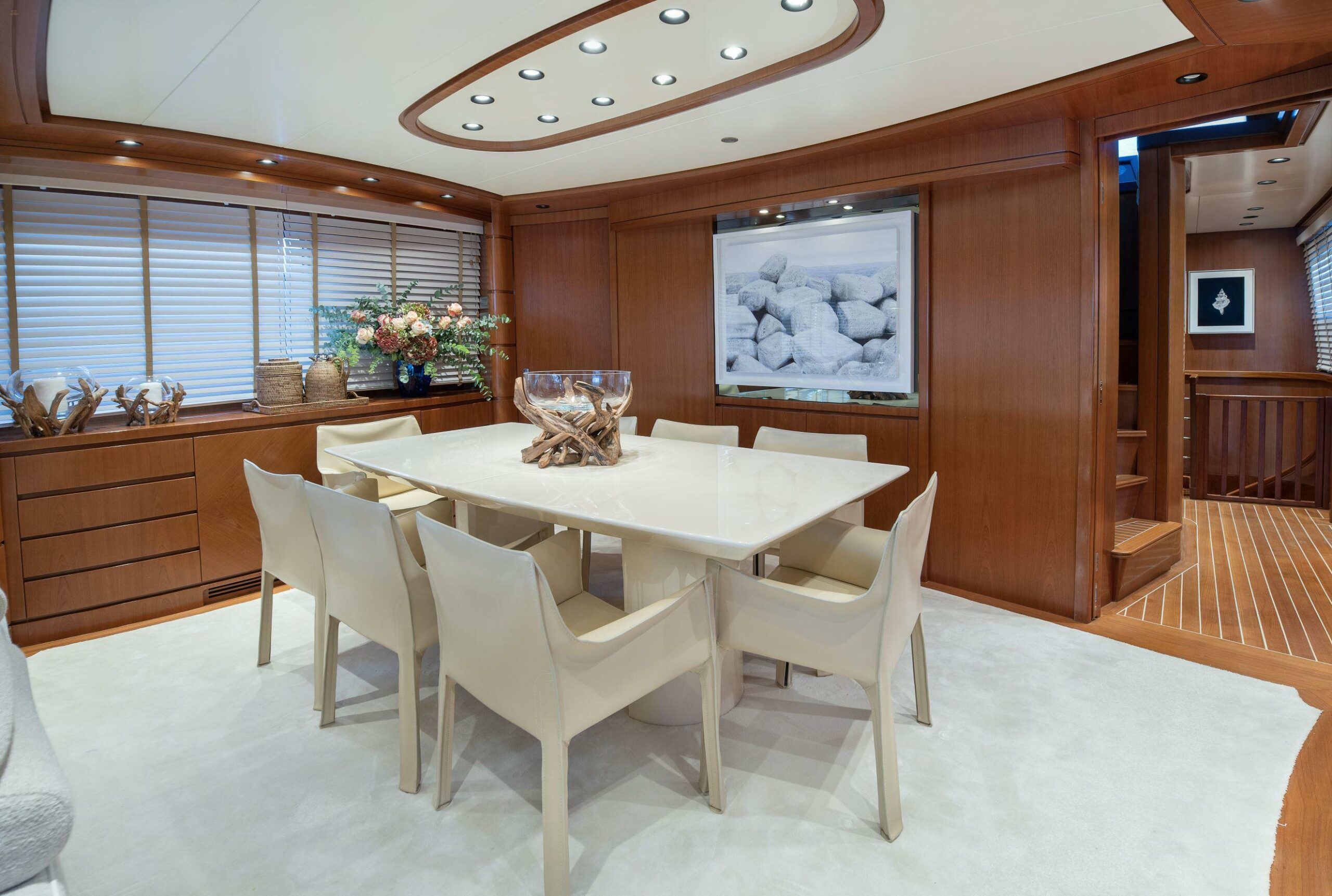 yachts-95650-366895_18.jpg