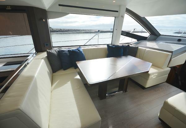 Sunseeker Manhattan 55
