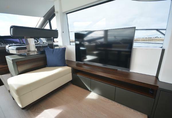 Sunseeker Manhattan 55