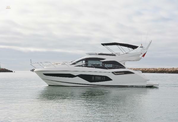 Sunseeker Manhattan 55
