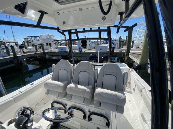 yachts-95882-367788_22.jpg