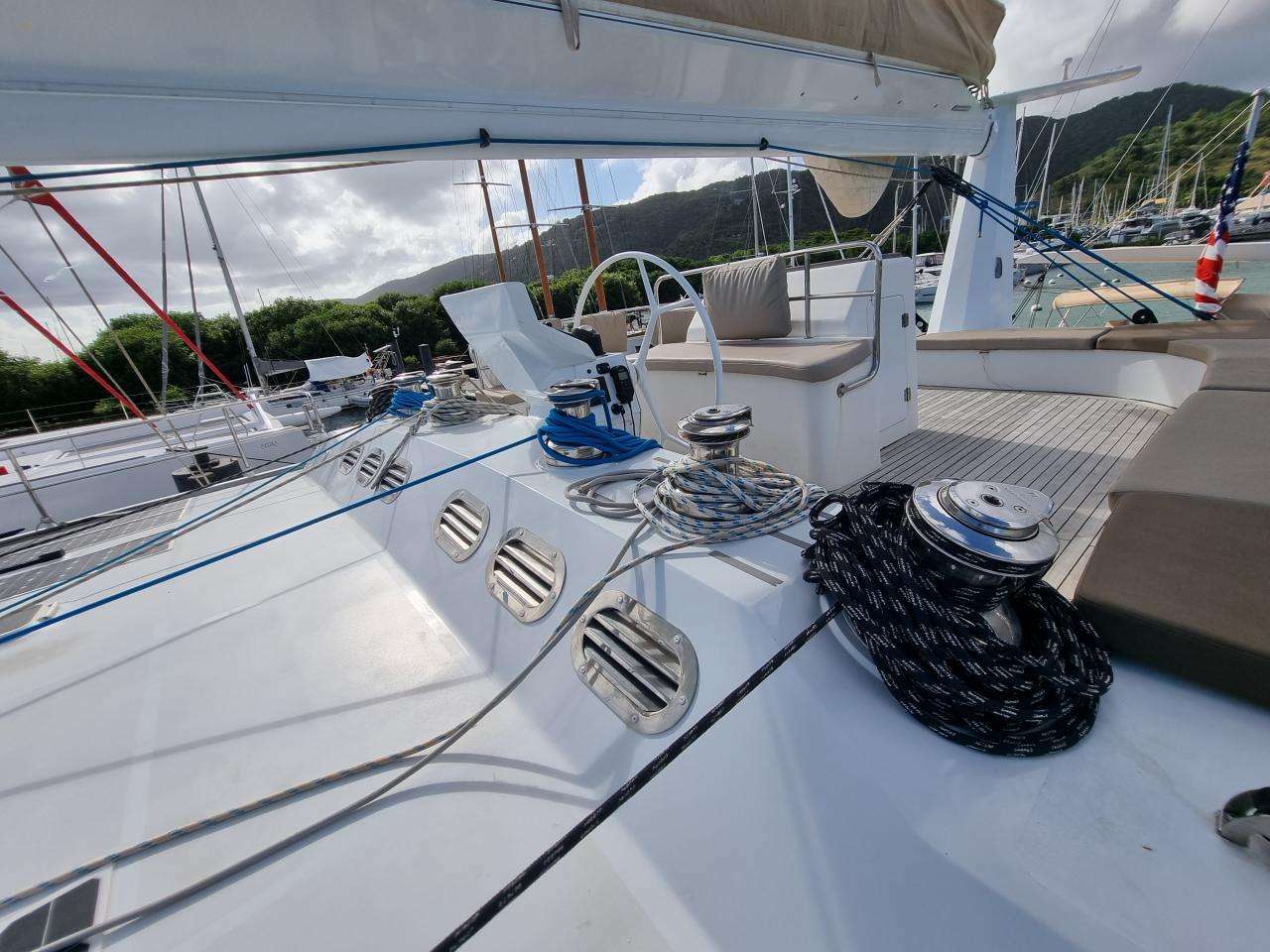yachts-95933-367988_17.jpg