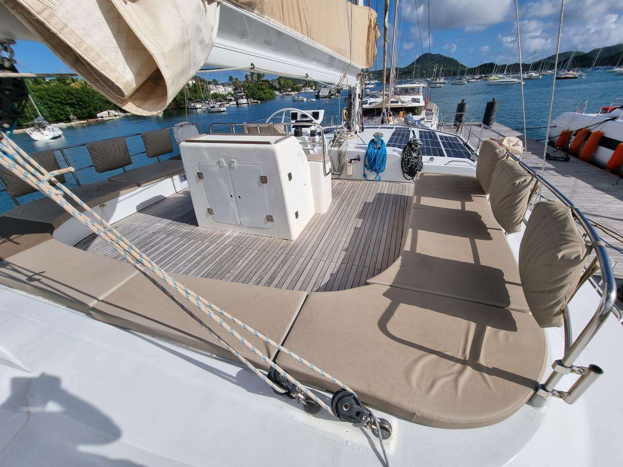 yachts-95933-367988_21.jpg
