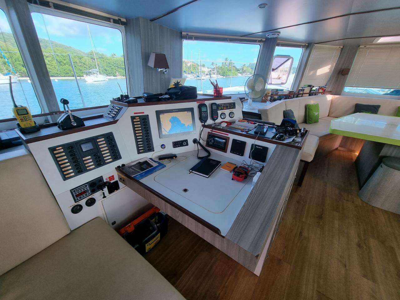yachts-95933-367988_29.jpg