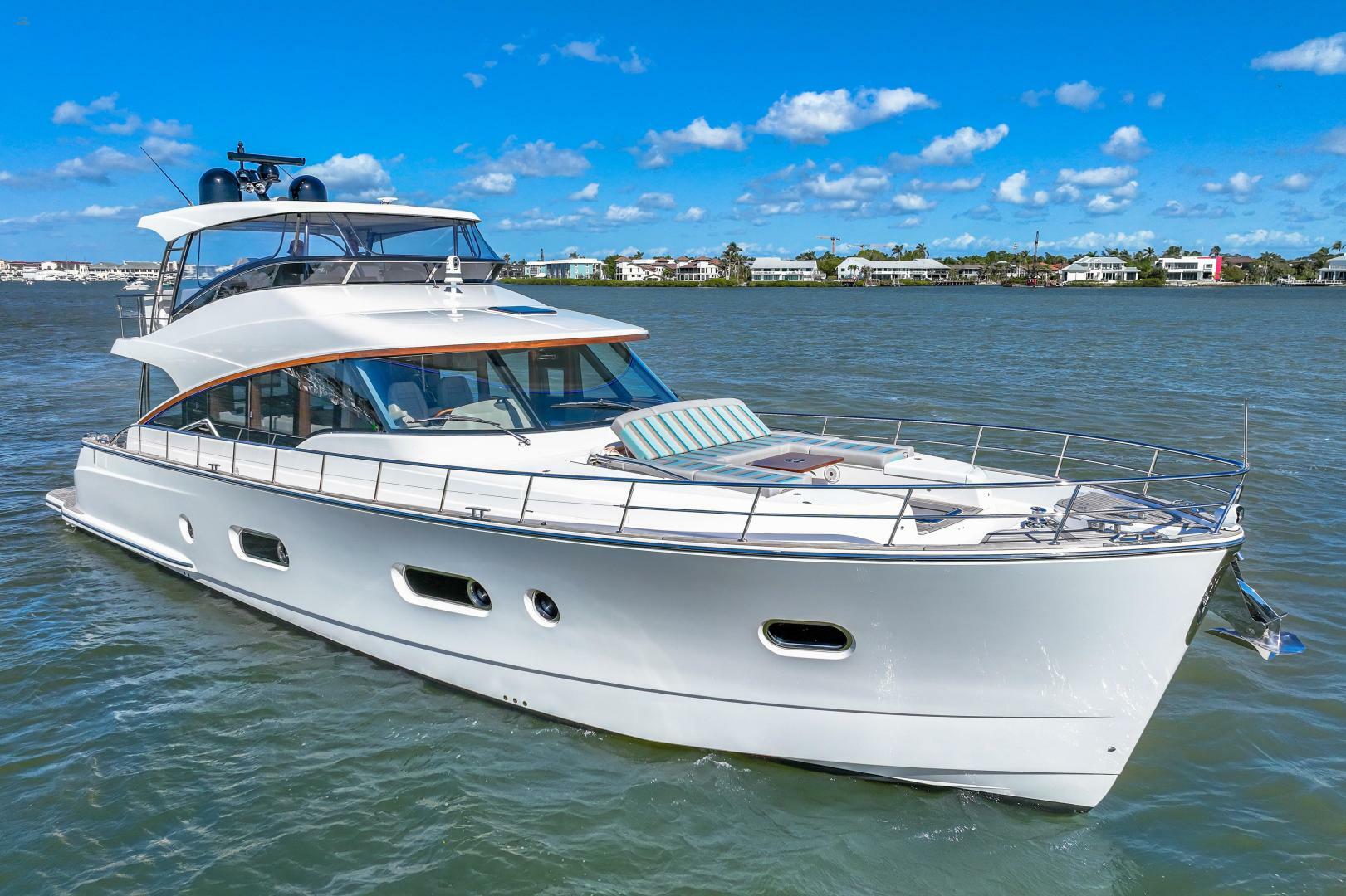 yachts-96589-370588_1.jpg