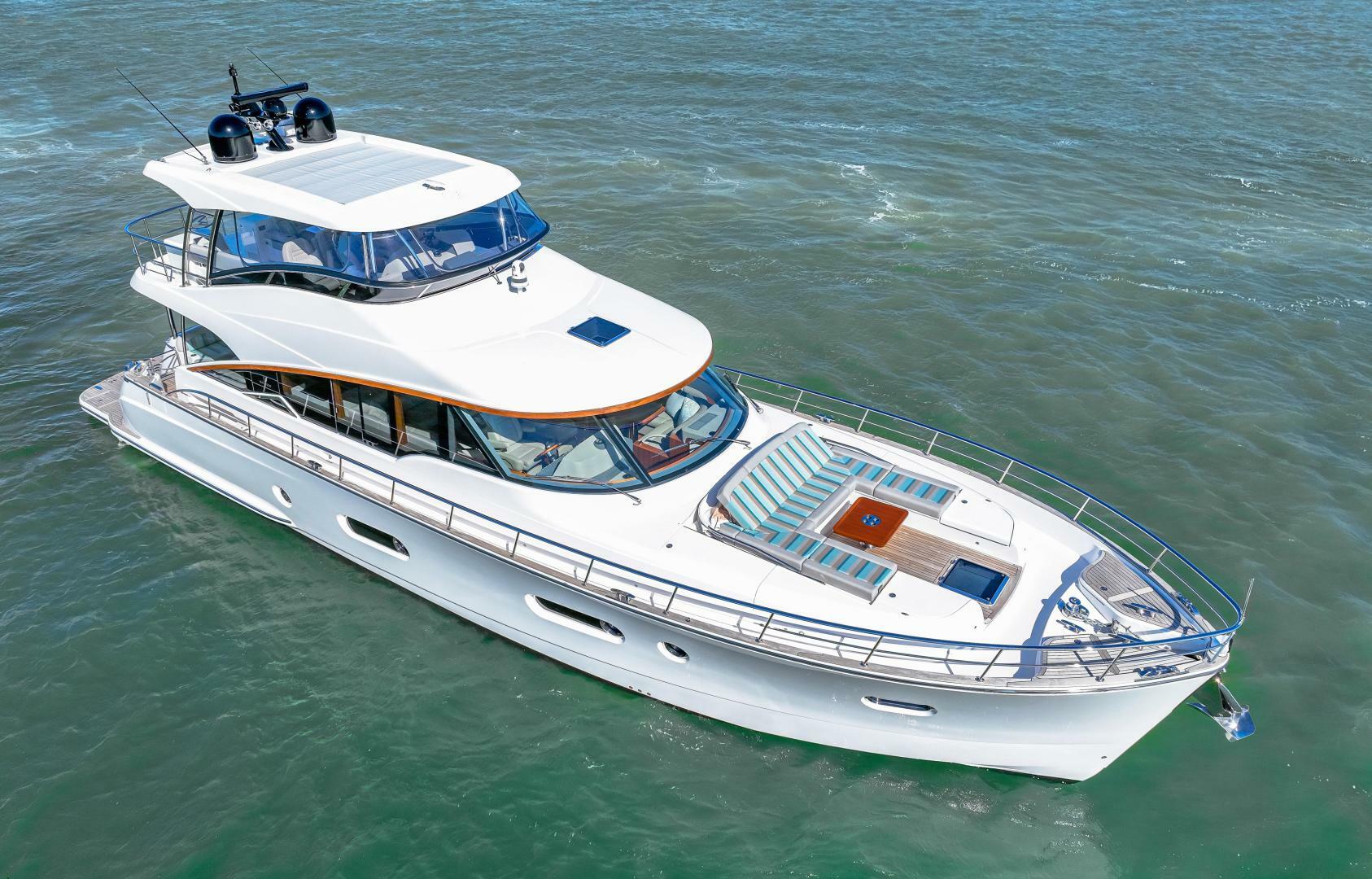 yachts-96589-370588_3.jpg