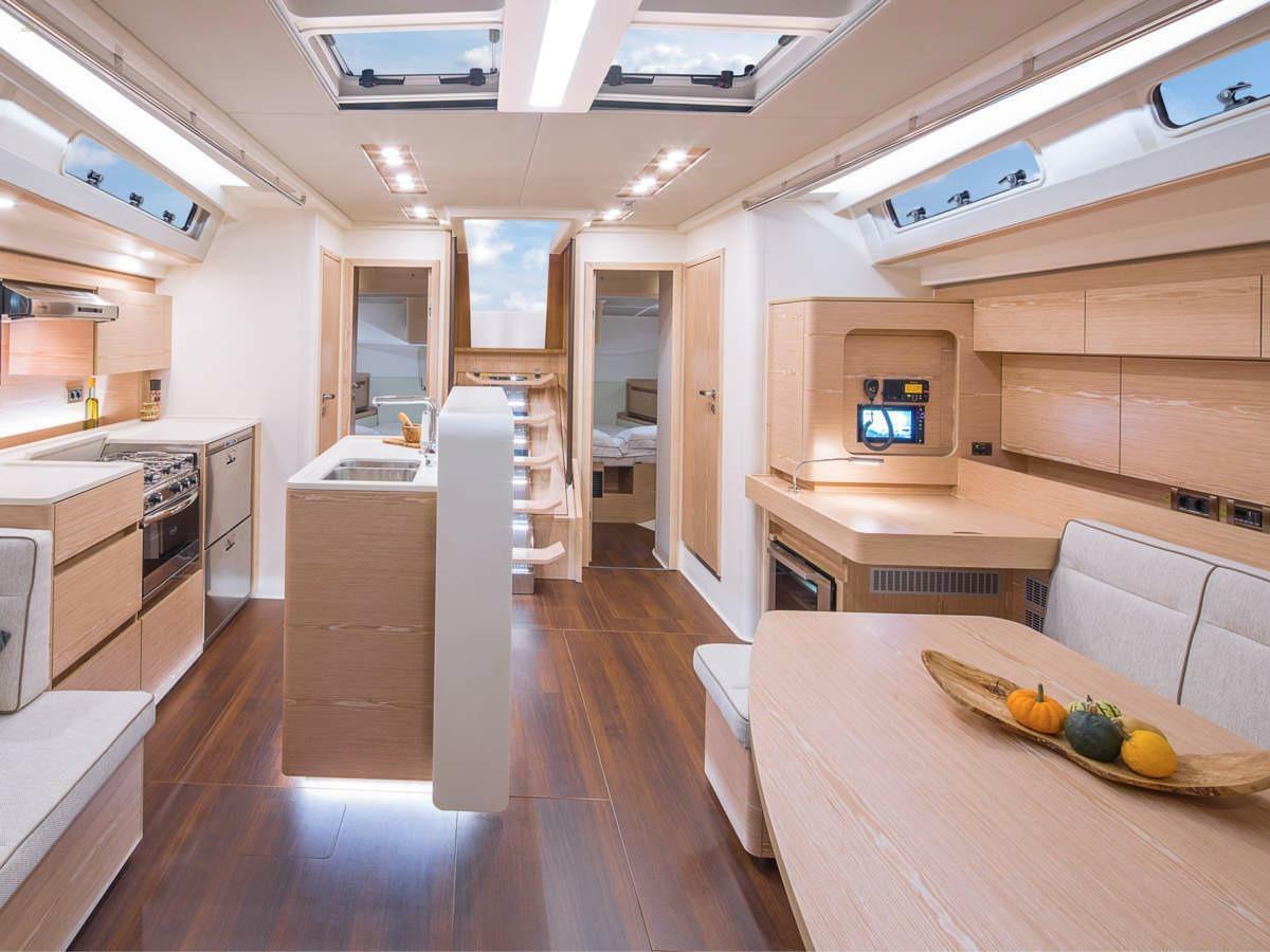 yachts-96593-370596_19.jpg