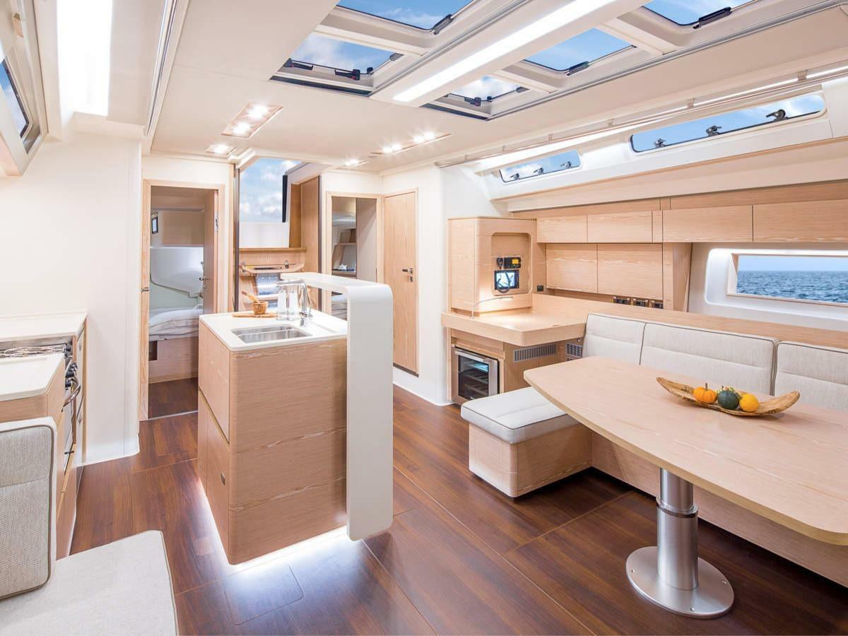 yachts-96593-370596_20.jpg