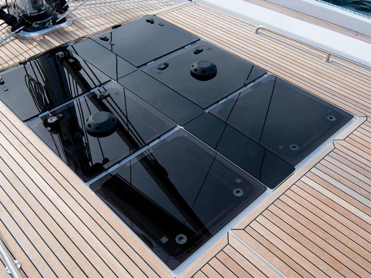yachts-96593-370596_8.jpg