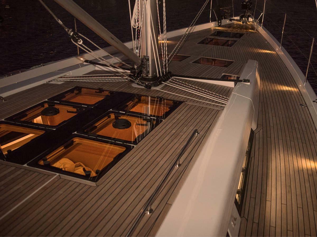 yachts-96593-370596_9.jpg