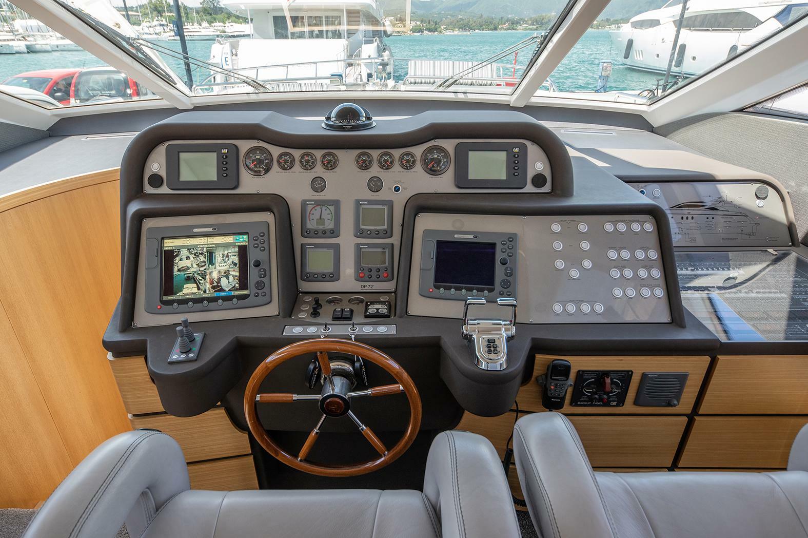 yachts-96732-371121_10.jpg