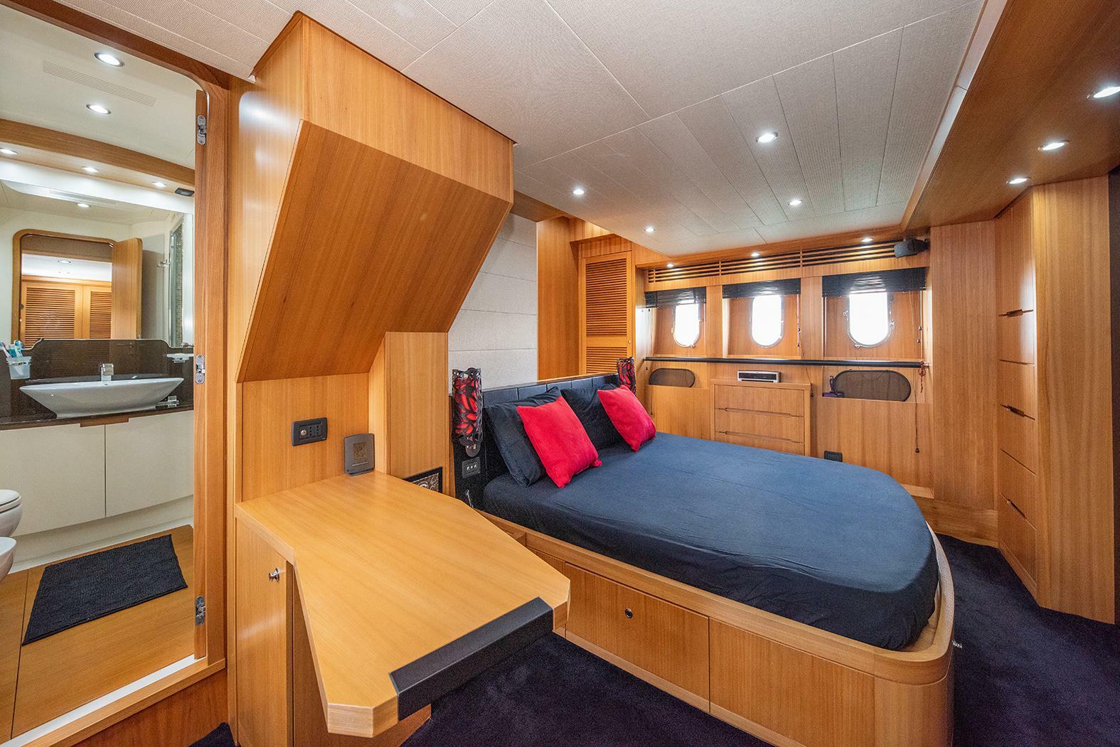yachts-96732-371121_14.jpg