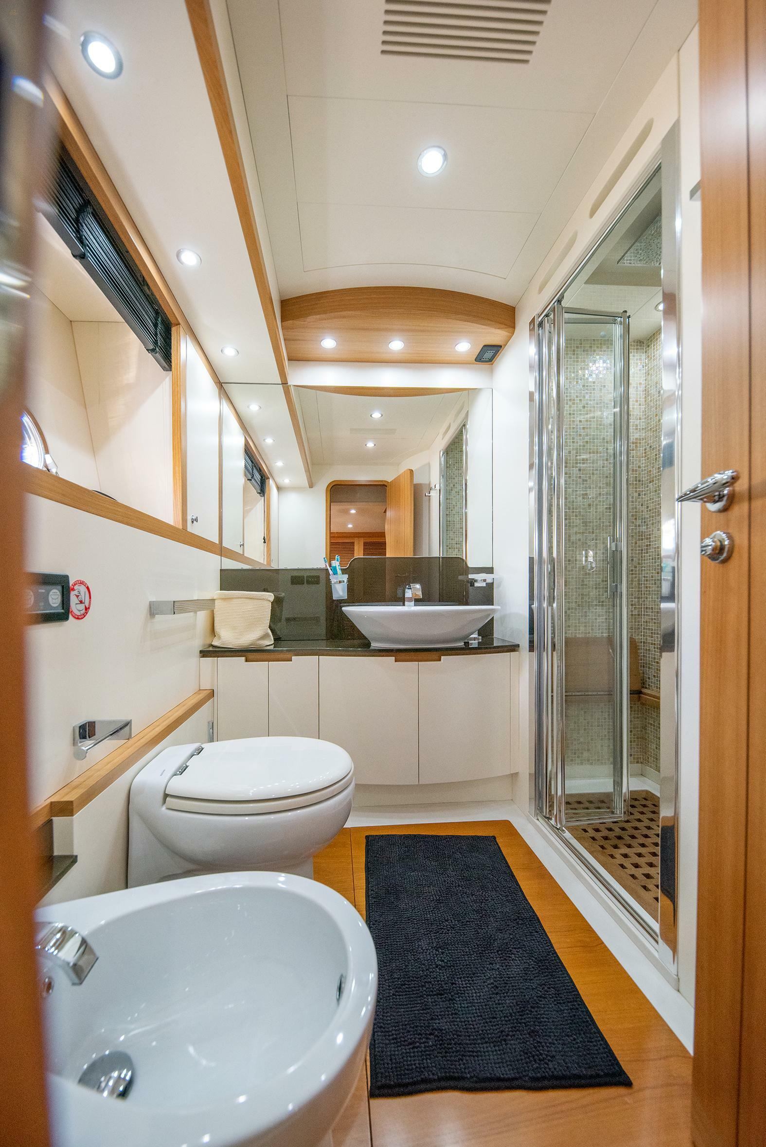 yachts-96732-371121_19.jpg