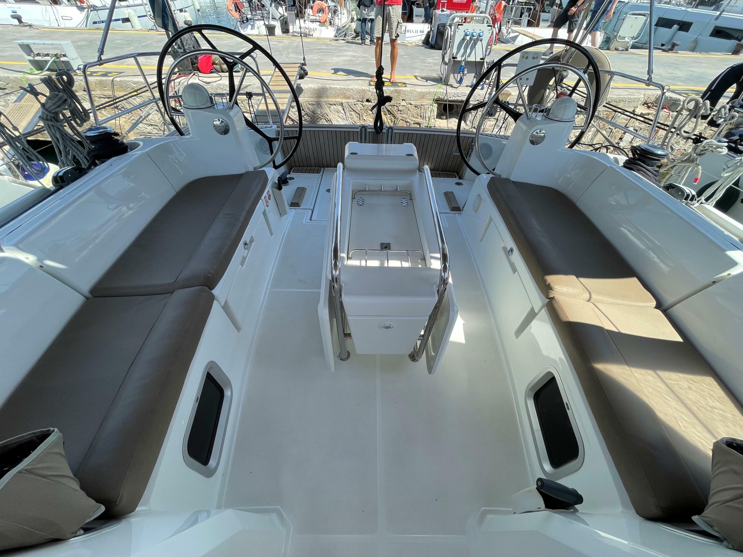 yachts-96738-371129_5.jpg