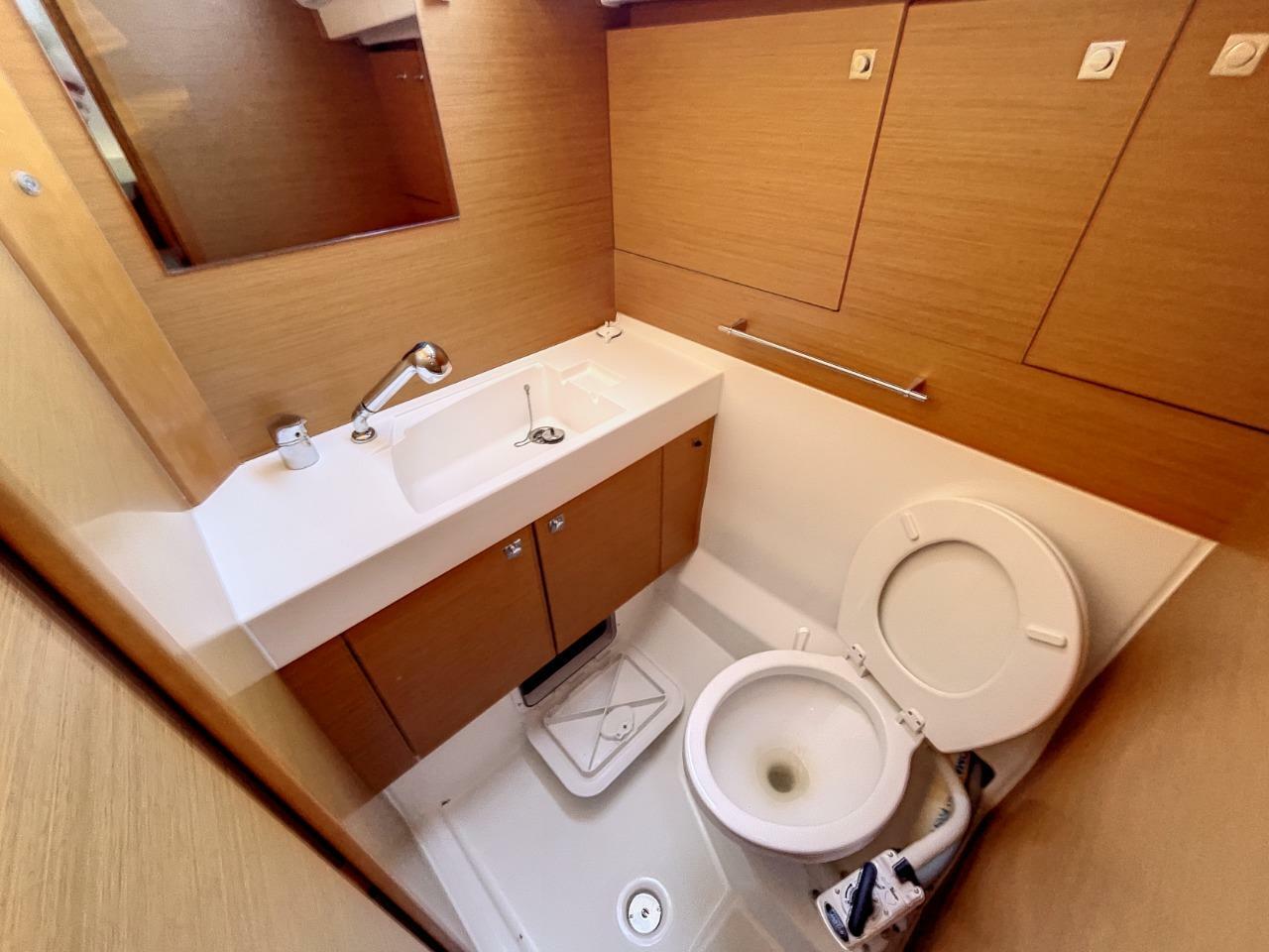 yachts-96766-371165_10.jpg