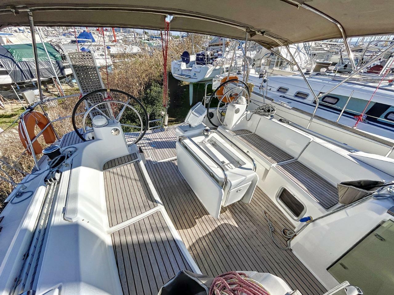 yachts-96766-371165_4.jpg