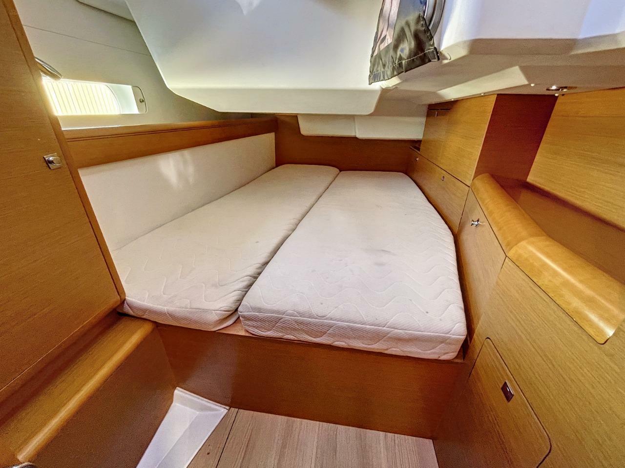 yachts-96766-371165_7.jpg