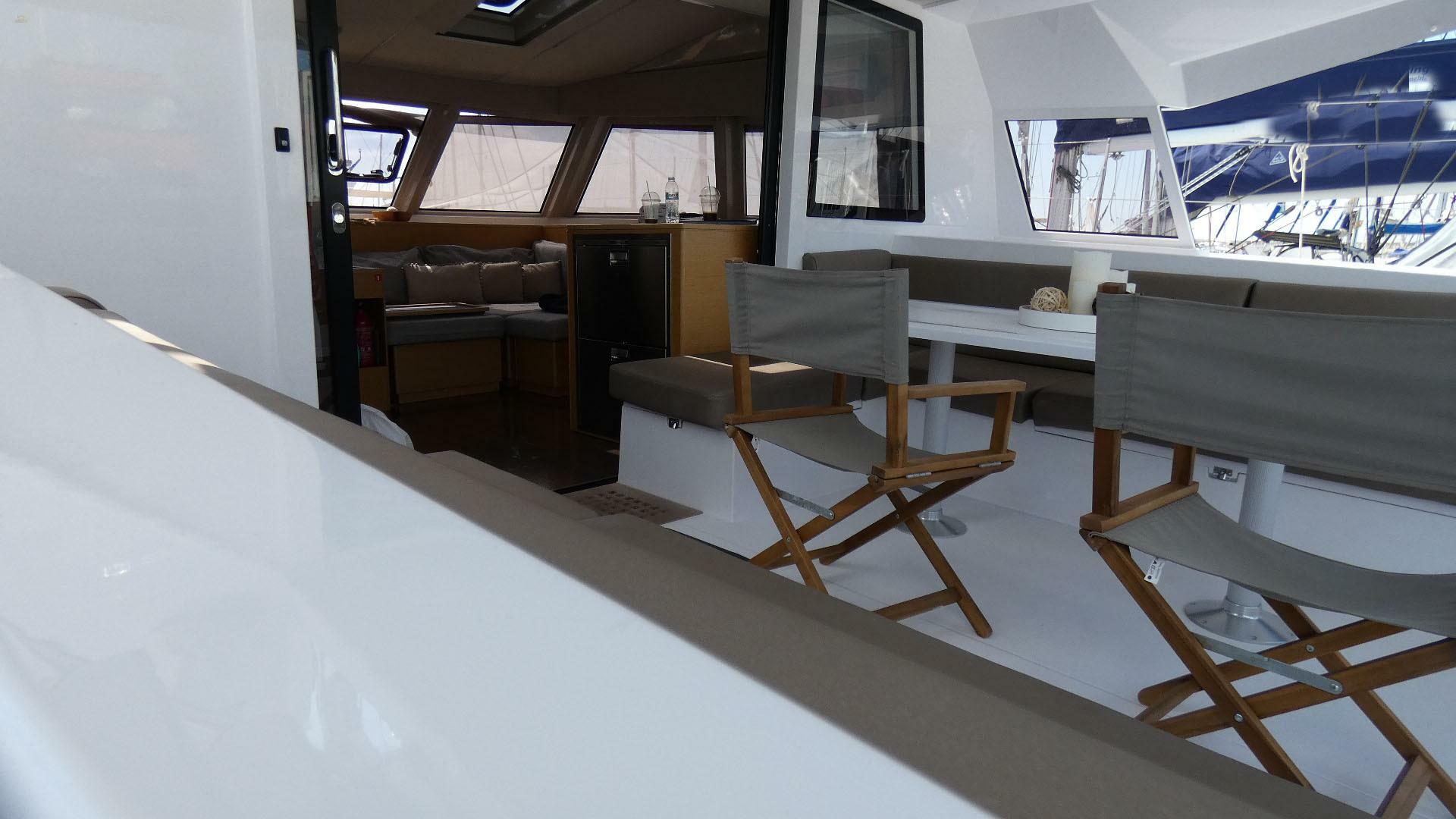 yachts-96837-371353_4.jpg