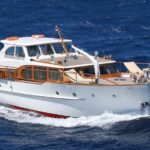 yachts-97025-372011_1.jpg
