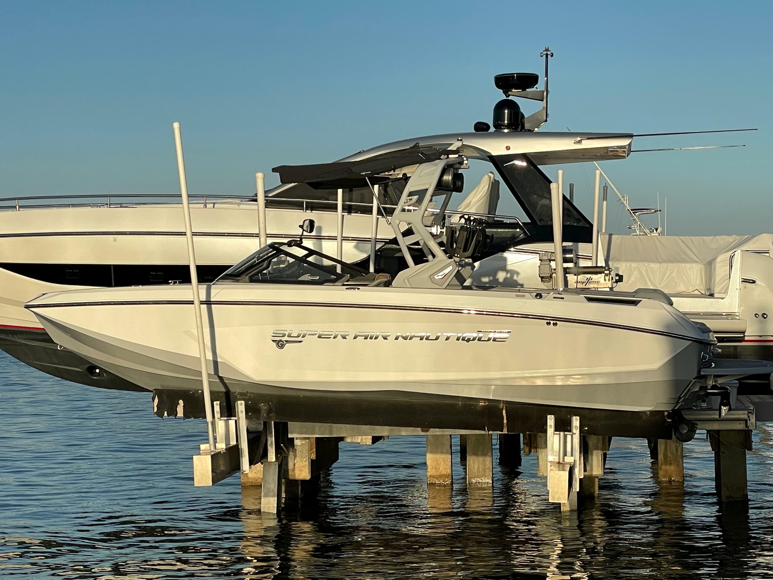 yachts-97194-372658_11.jpg