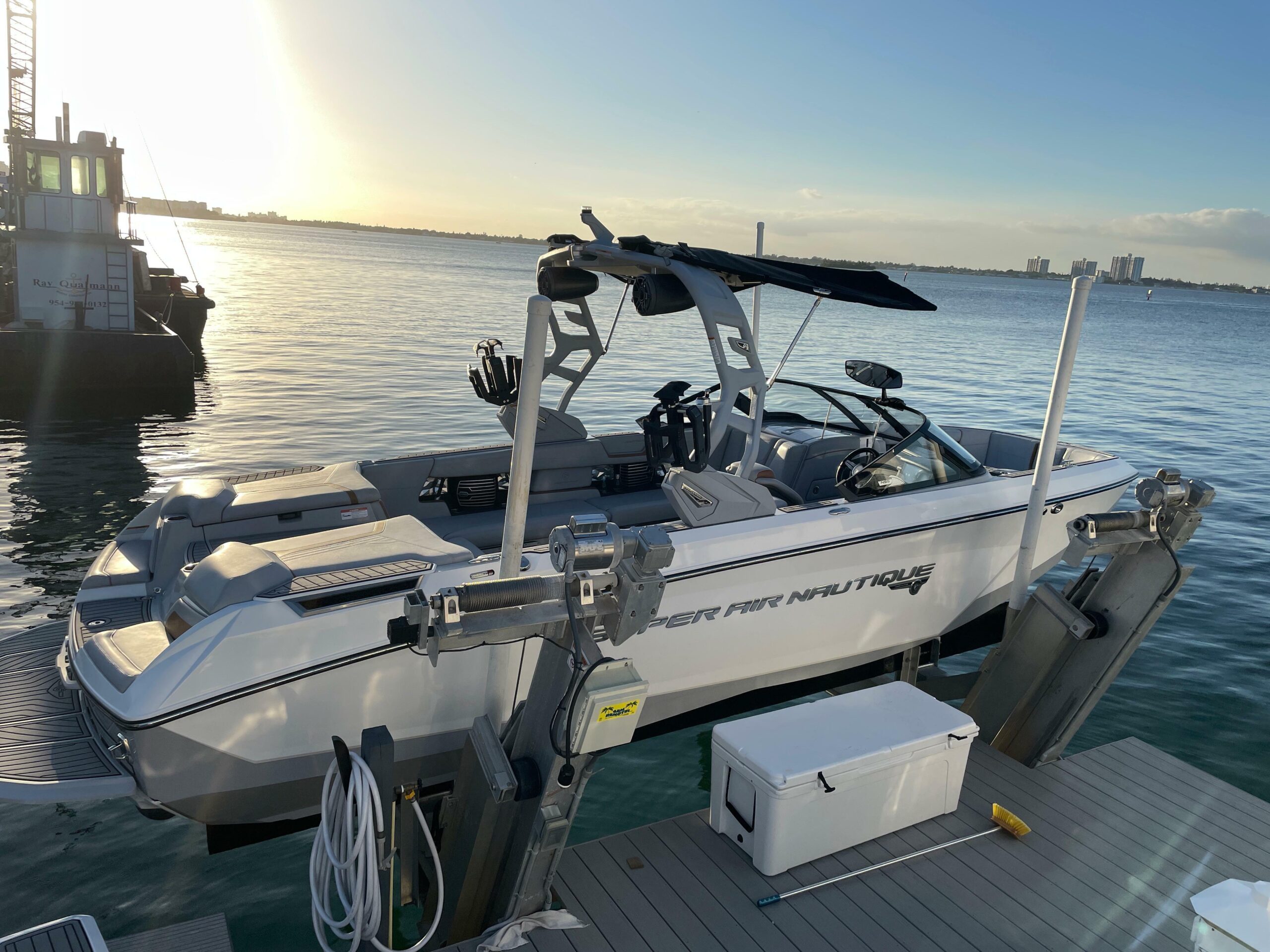 yachts-97194-372658_8.jpg