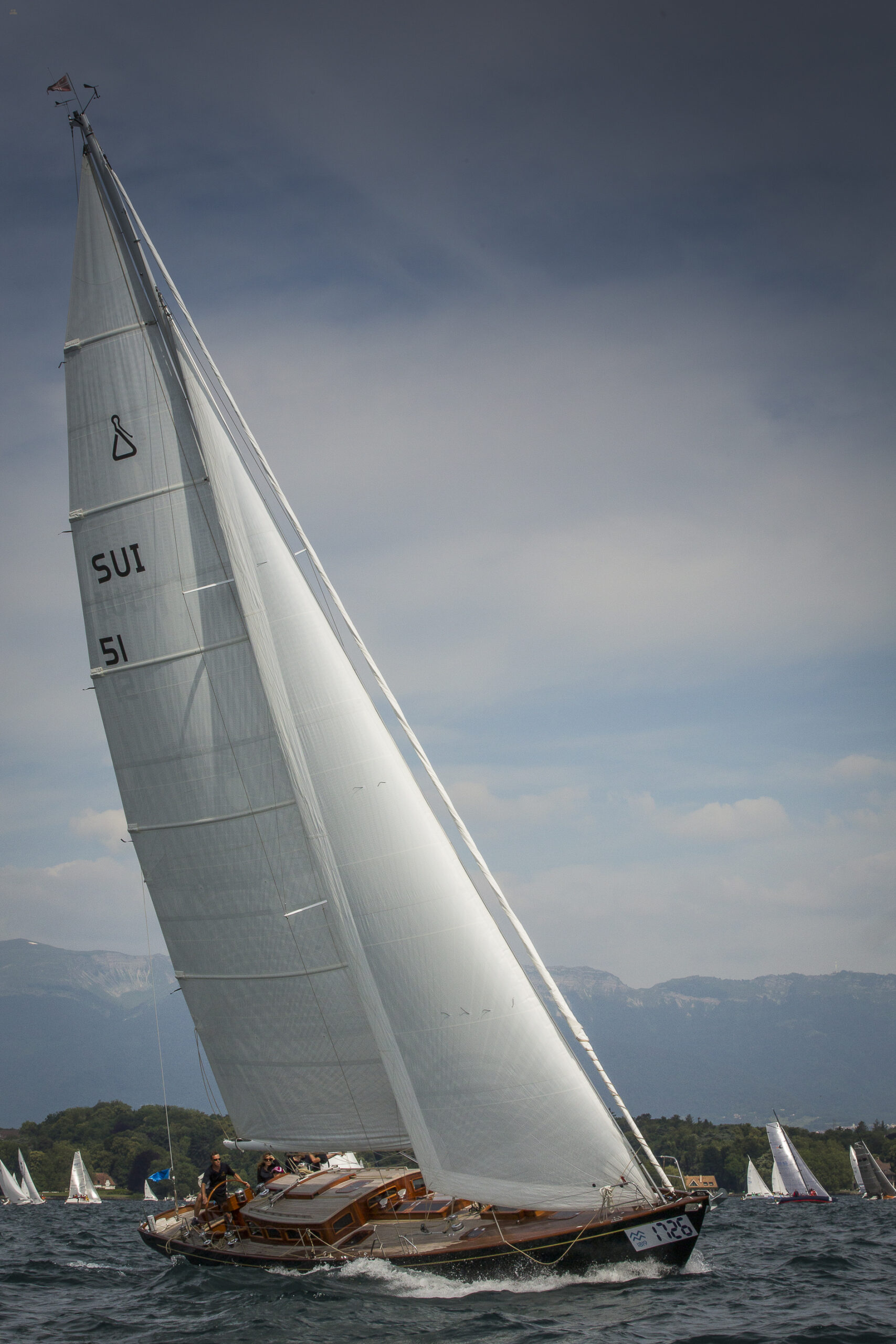 yachts-97392-374303_1.jpeg