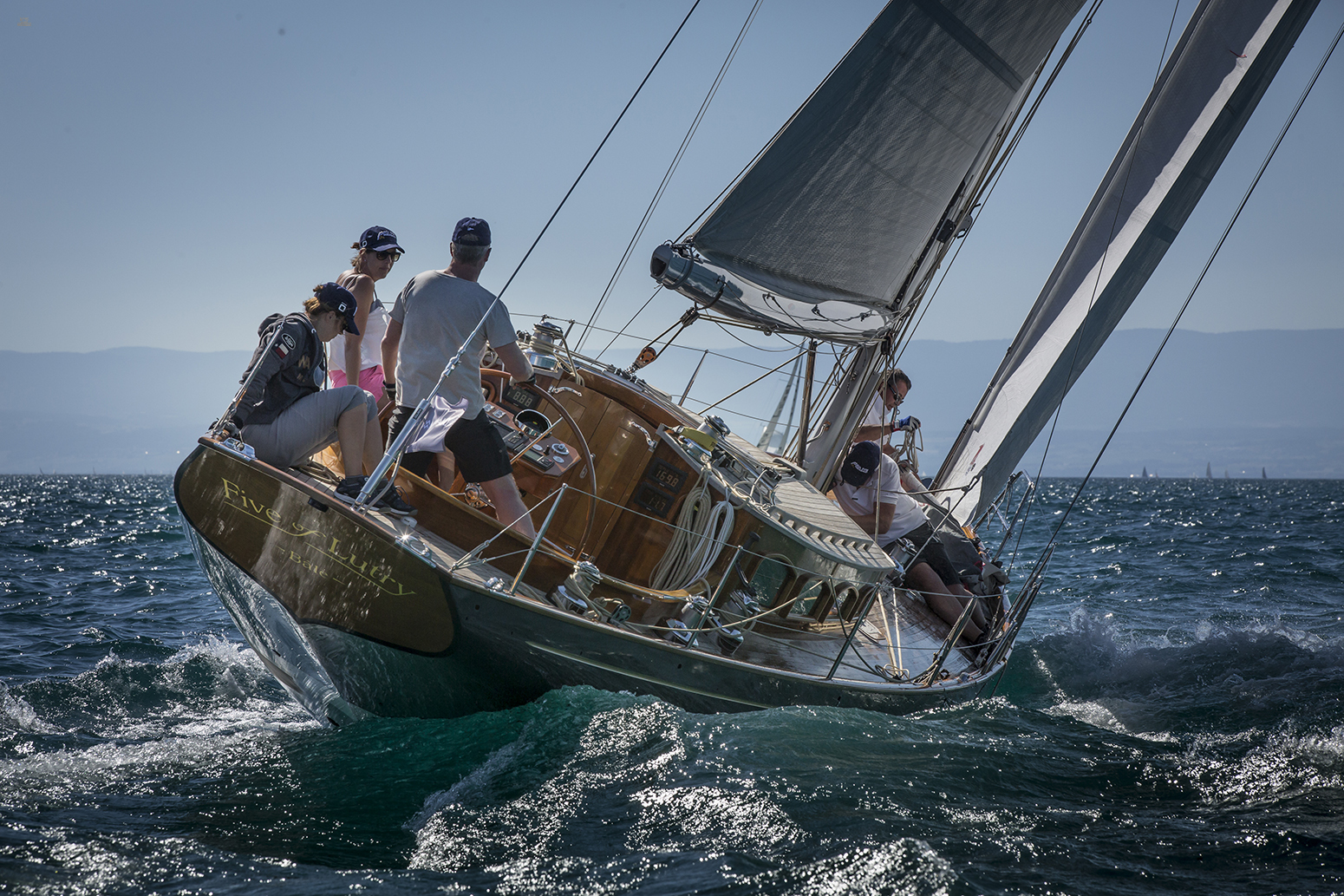 yachts-97392-374303_4.jpeg