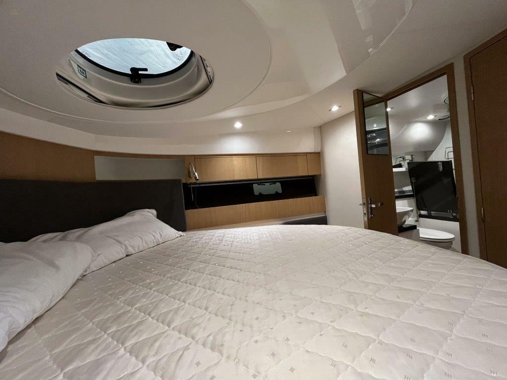 yachts-97458-374558_14.jpg