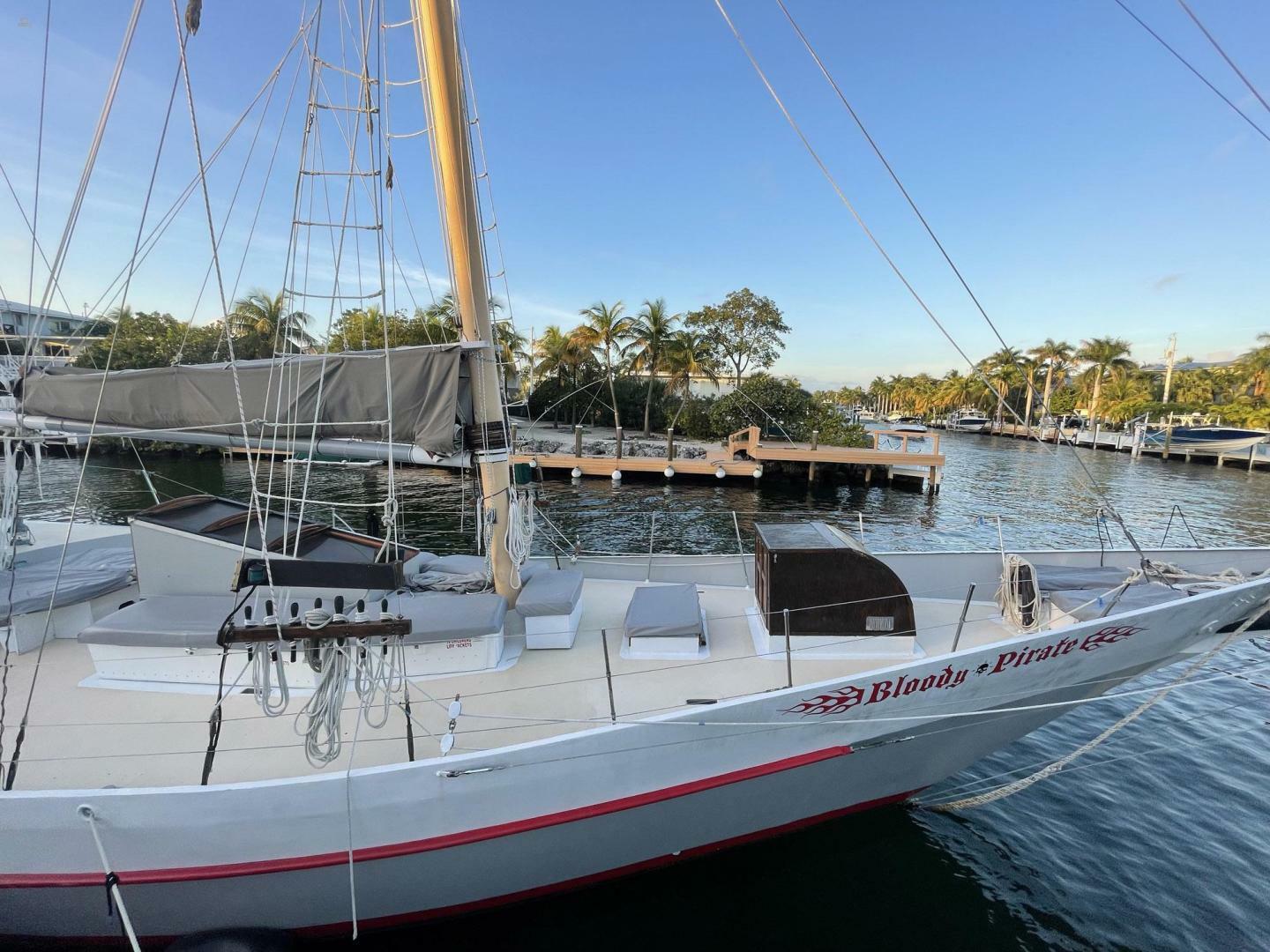 yachts-97664-375620_23.jpg