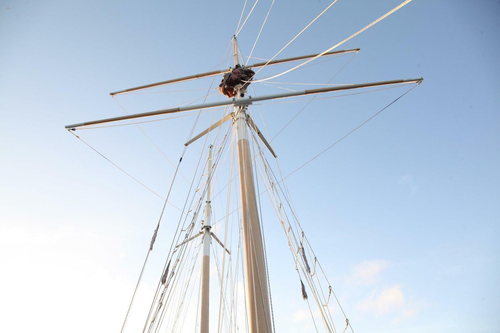 yachts-97664-375620_26.jpg