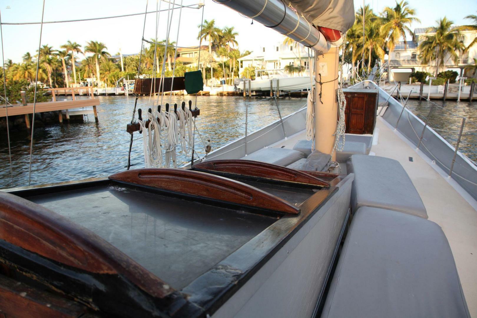 yachts-97664-375620_29.jpg