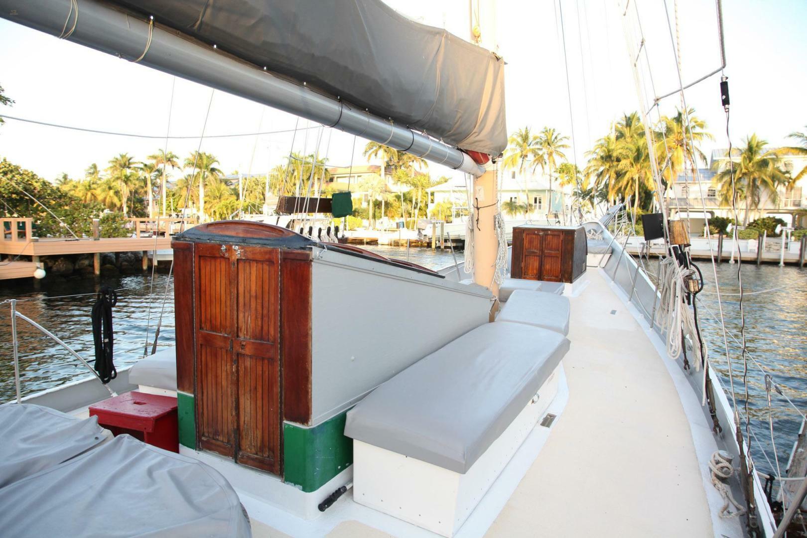 yachts-97664-375620_31.jpg