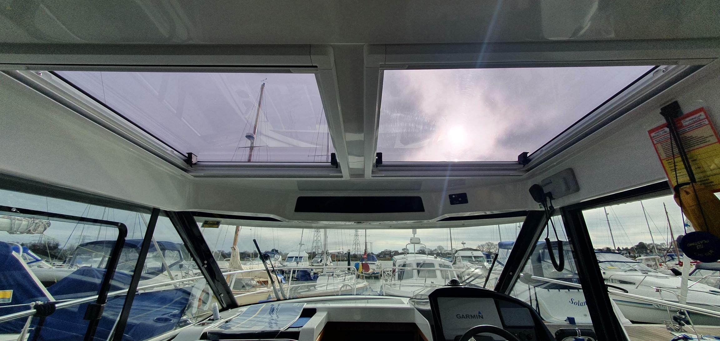 yachts-97722-375783_23.jpg