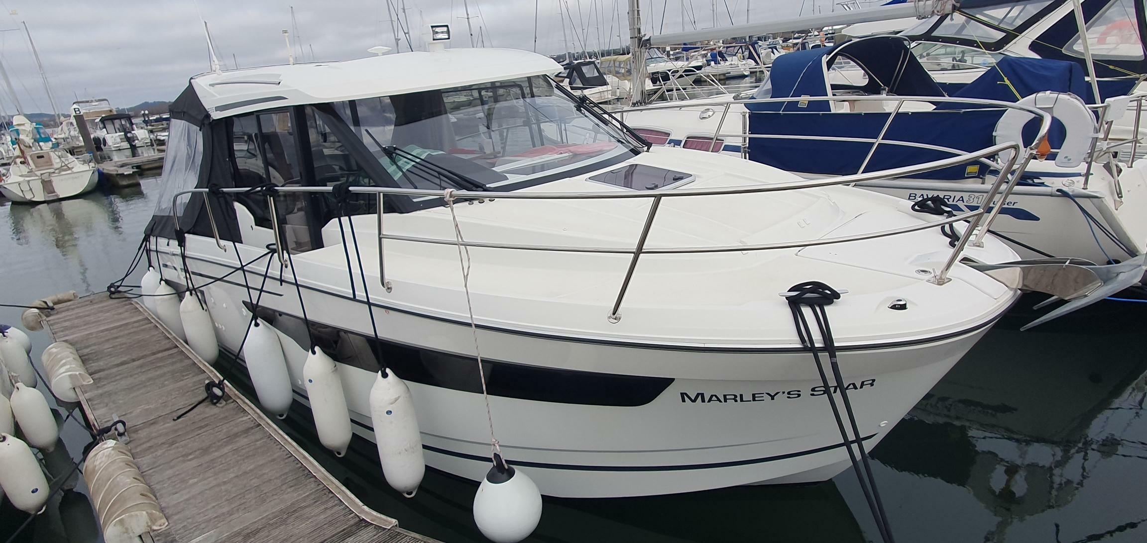 yachts-97722-375783_4.jpg