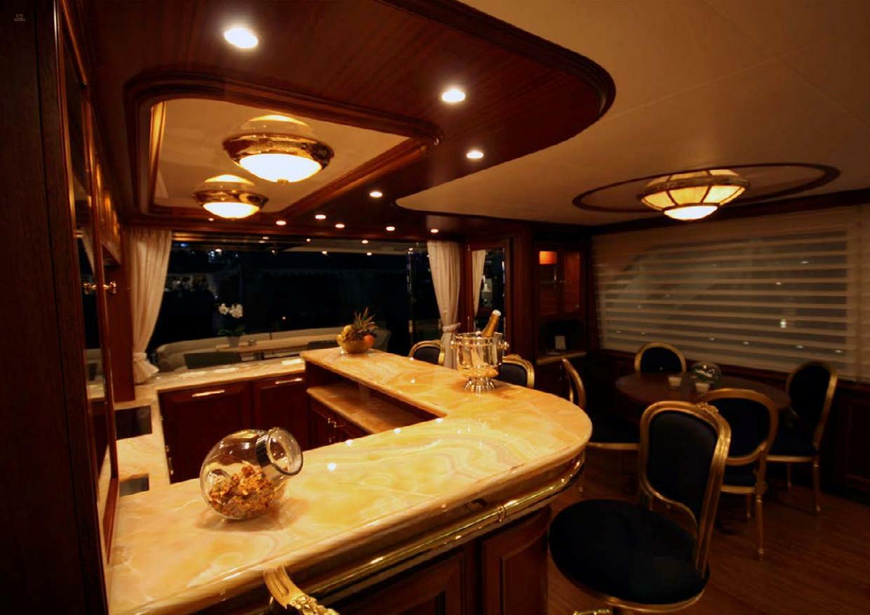 yachts-97746-375878_13.jpg