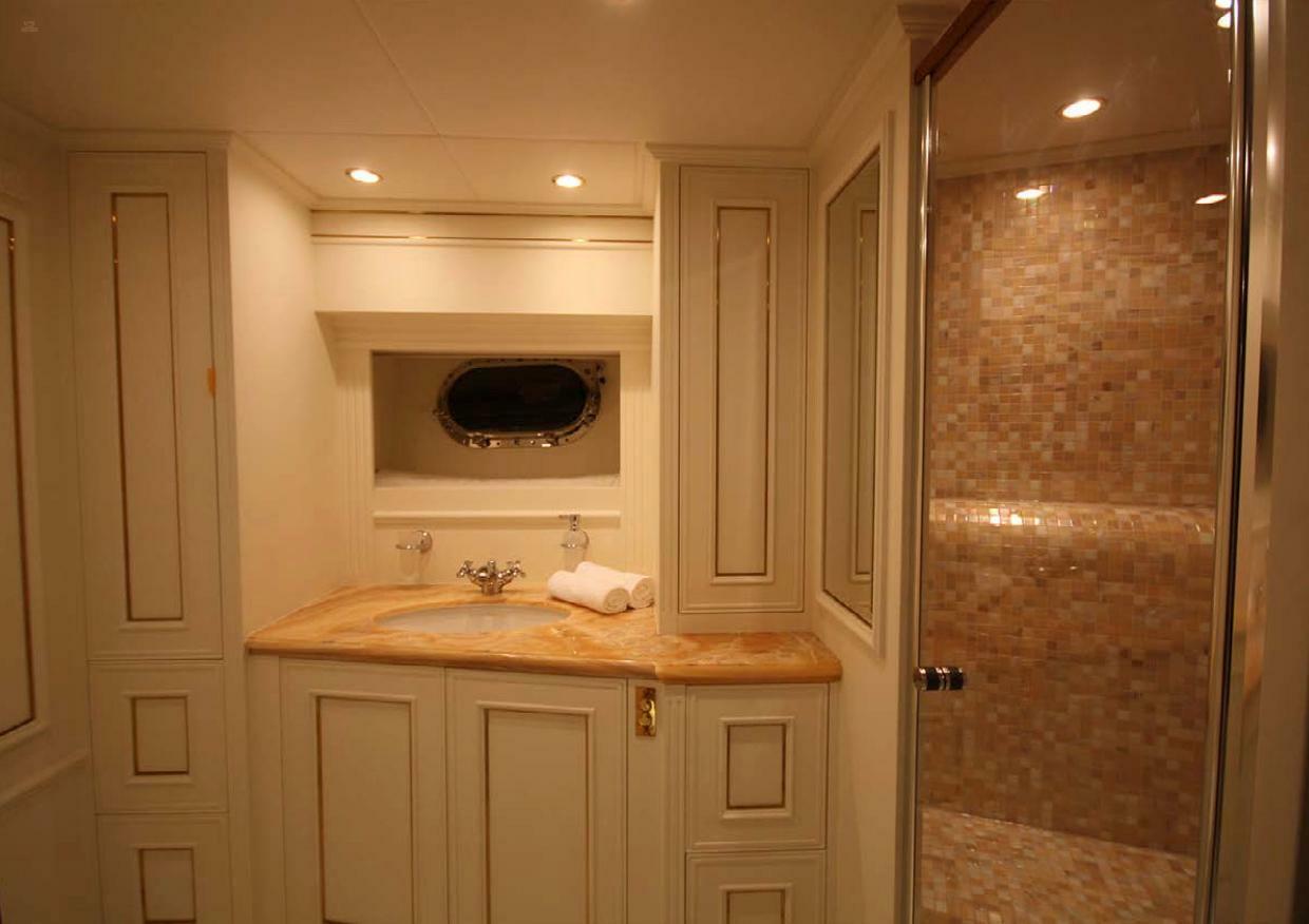 yachts-97746-375878_22.jpg