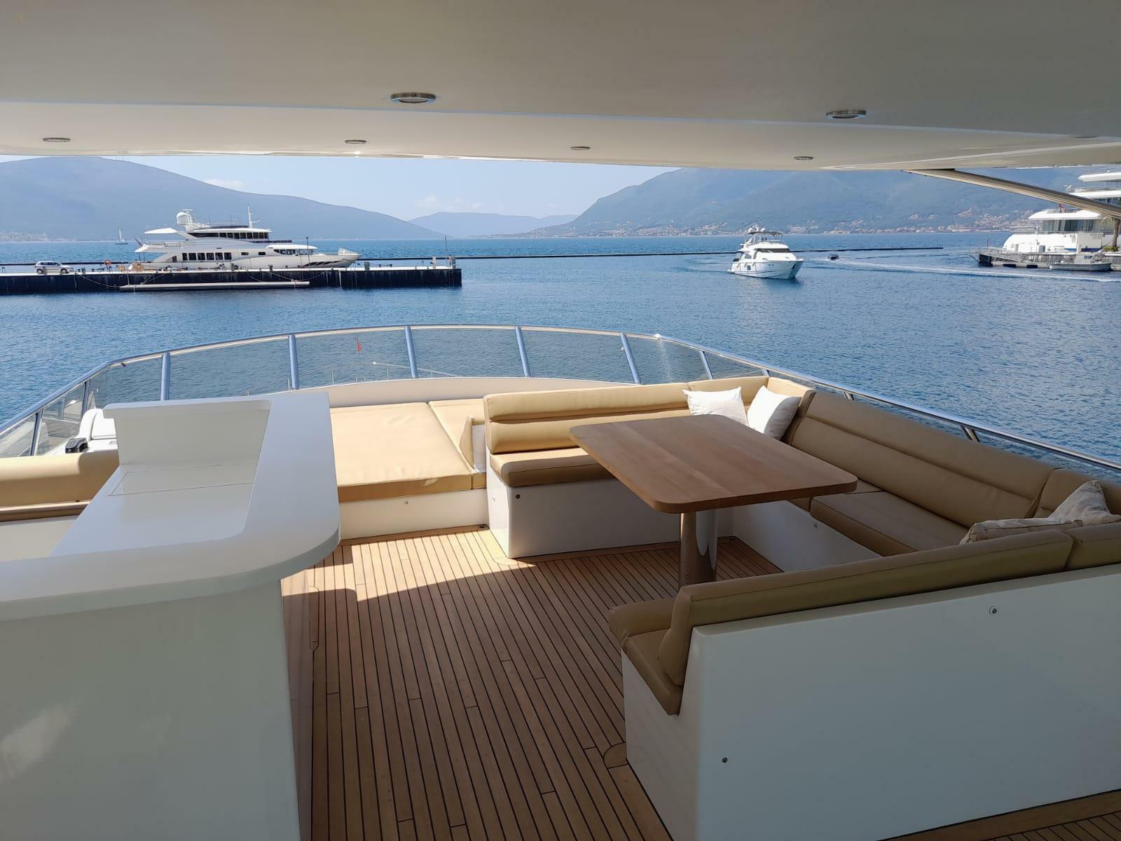 yachts-97746-375878_27.jpg