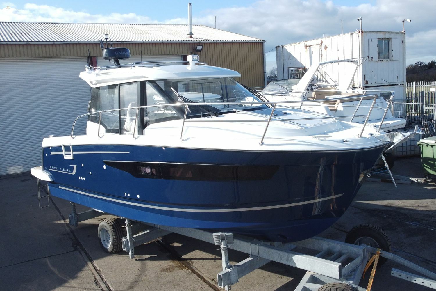 Jeanneau-Merry-Fisher-895-main