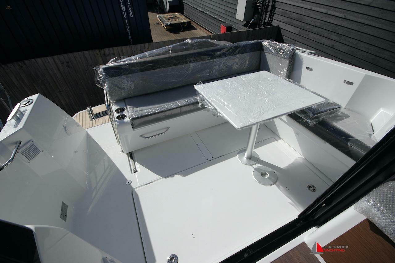 yachts-97892-376273_10.jpg